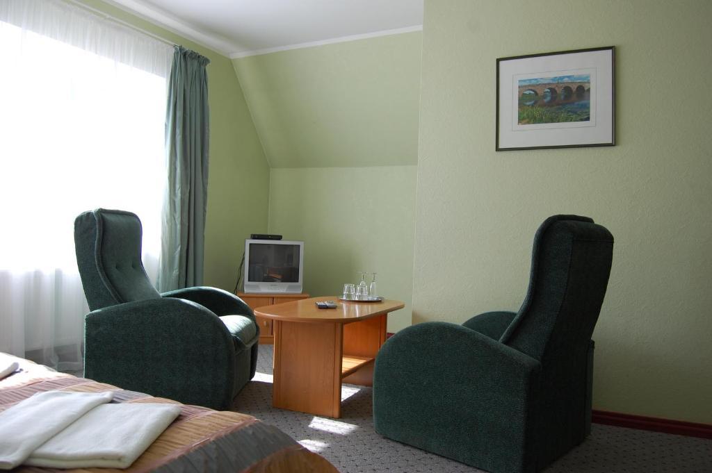 Hotel Pils à Kandava Chambre photo