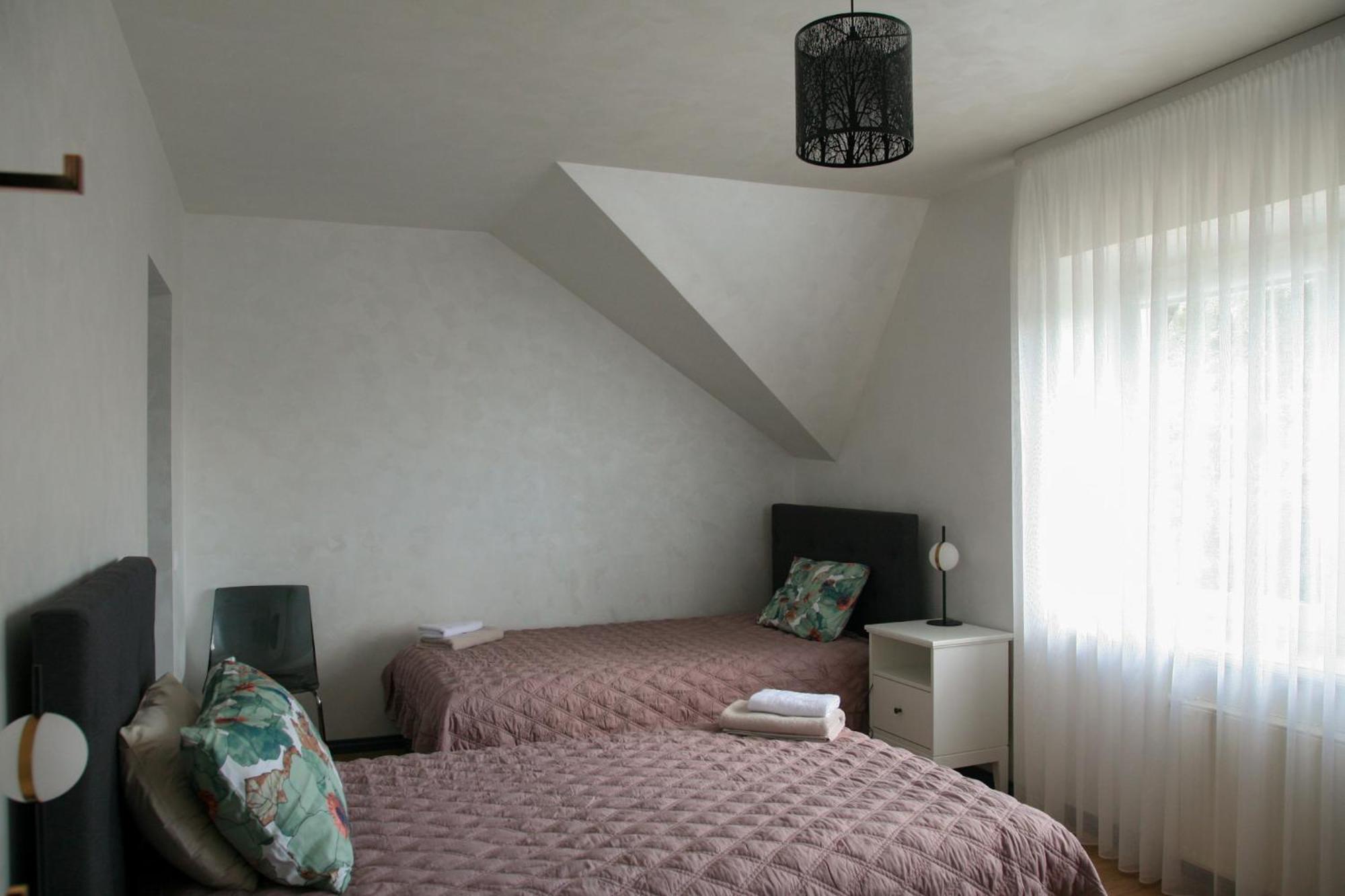 Hotel Pils à Kandava Extérieur photo