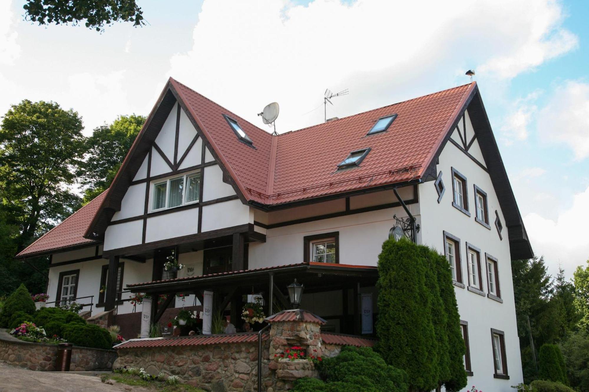Hotel Pils à Kandava Extérieur photo